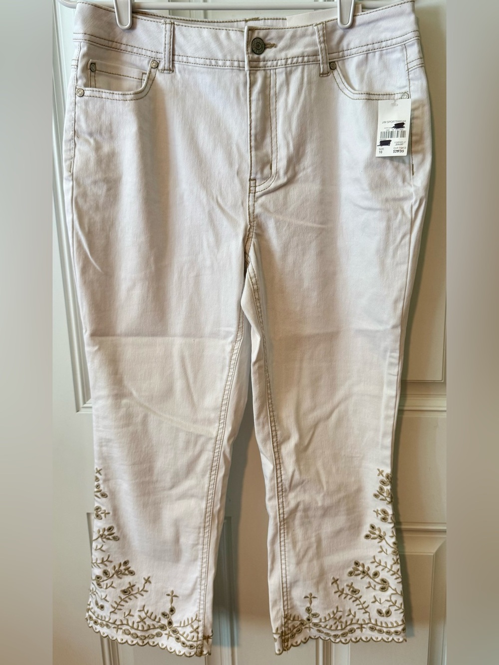 Cato White Ankle Crop Jeans with Gold Embroidered Hem